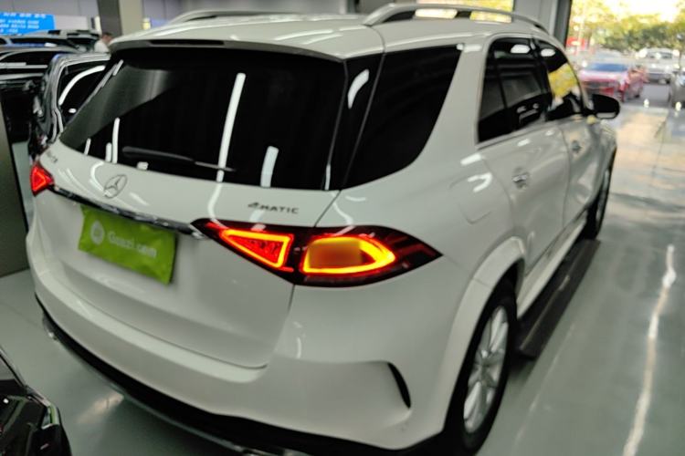 Used Mercedes-Benz GLE 2020 GLE 350 4MATIC Fashion Model Rear Right 45 Deg