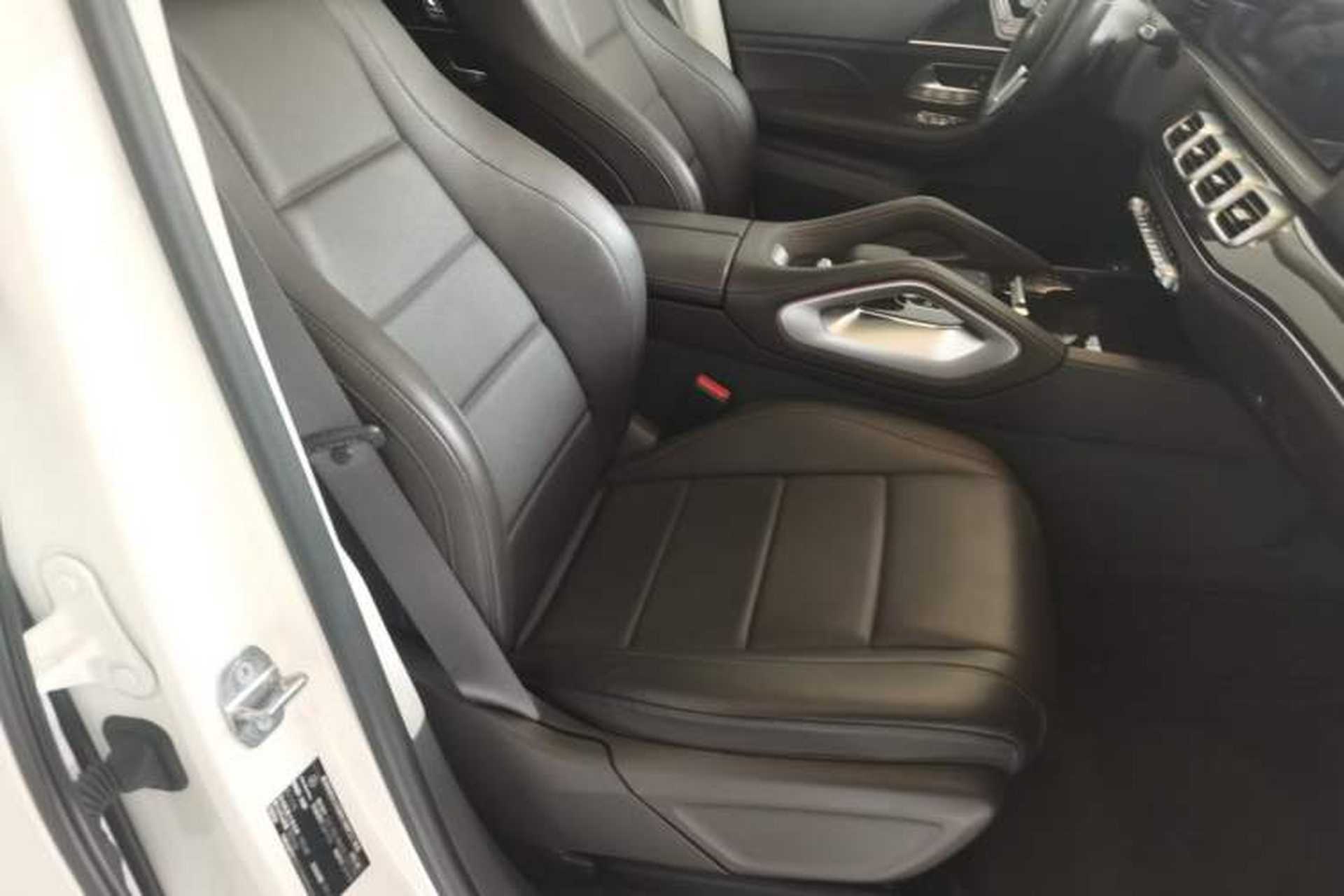 Used Mercedes-Benz GLE 2020 GLE 350 4MATIC Fashion Model Right Front Seat
