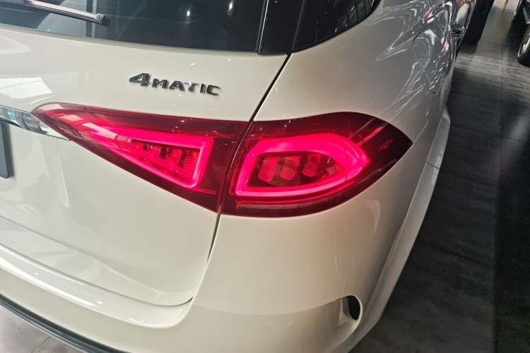 Used Mercedes-Benz GLE 2020 Restyled GLE 350 4MATIC Fashion Edition Special Version Right Rear Taillight