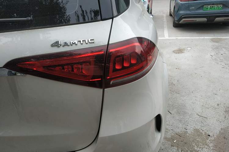 Used Mercedes-Benz GLE 2020 GLE 350 4MATIC Fashion Model Right Rear Taillight