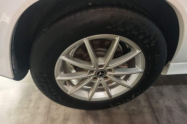 Used Mercedes-Benz GLE 2020 Restyled GLE 350 4MATIC Fashion Edition Special Version Right Rear Wheel Hub