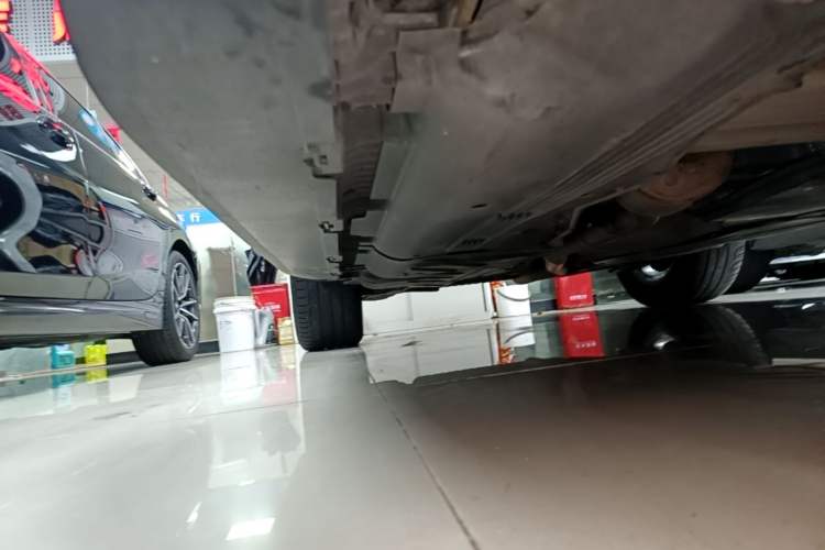 Used Mercedes-Benz GLE 2020 Restyled GLE 350 4MATIC Fashion Edition Right Side Sill