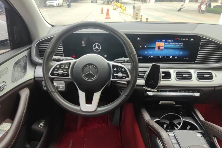Used Mercedes-Benz GLE 2020 Facelifted GLE 450 4MATIC Stylish Edition Steering Wheel