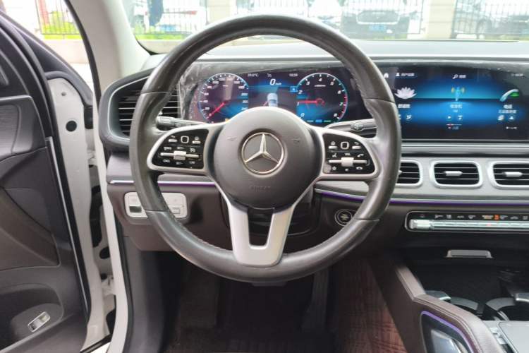 Used Mercedes-Benz GLE 2020 GLE 450 4MATIC Stylish Model Steering Wheel