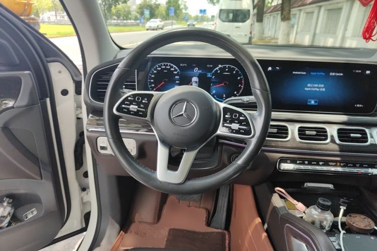 Used Mercedes-Benz GLE 2020 Restyled GLE 350 4MATIC Fashion Edition Steering Wheel