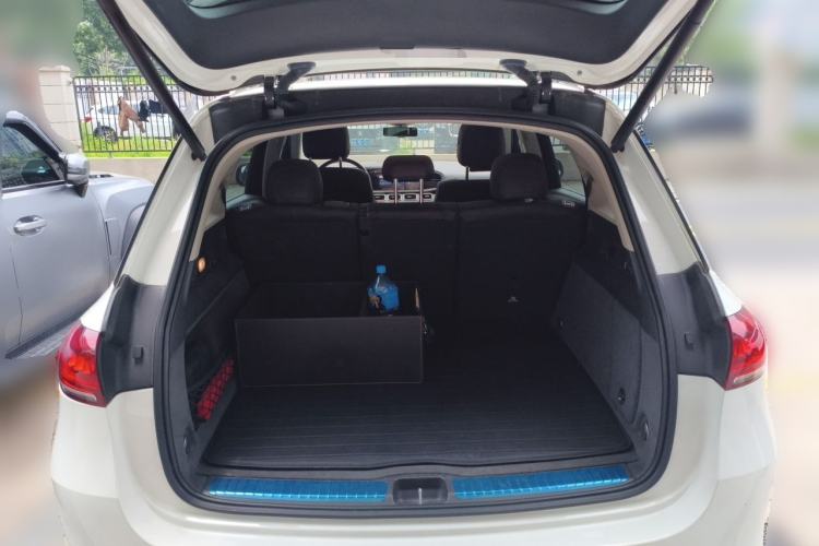 Used Mercedes-Benz GLE 2020 GLE 450 4MATIC Stylish Model Trunk