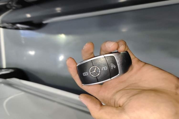 Used Mercedes-Benz GLE 2020 GLE 350 4MATIC Fashion Model Vehicle Key