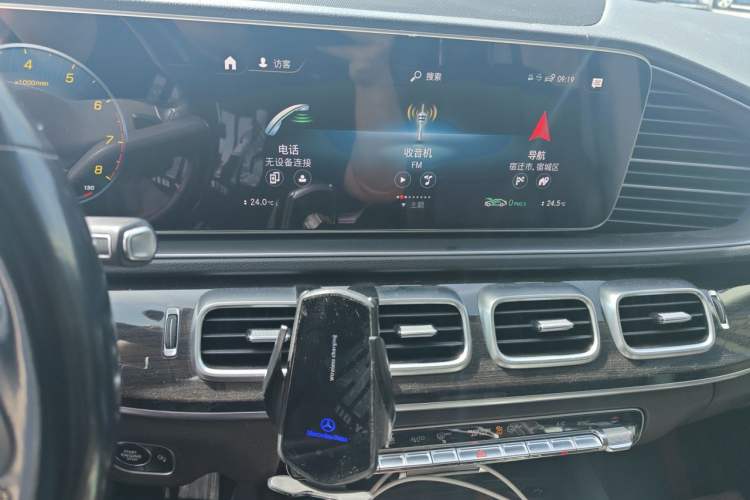Used Mercedes-Benz GLE 2021 GLE 350 4MATIC Stylish Model Audio And AC Panel