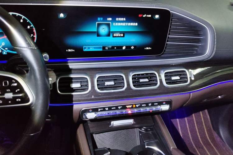 Used Mercedes-Benz GLE 2021 GLE 350 4MATIC Stylish Model Audio And AC Panel