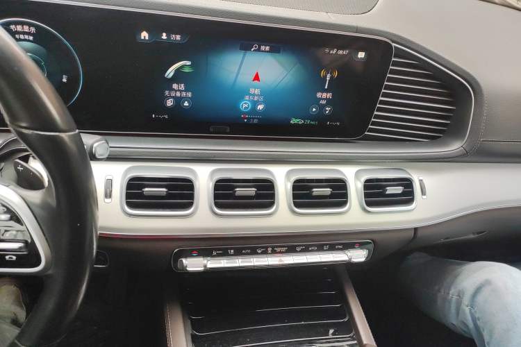 Used Mercedes-Benz GLE 2021 GLE 350 4MATIC Dynamic Edition Audio And AC Panel