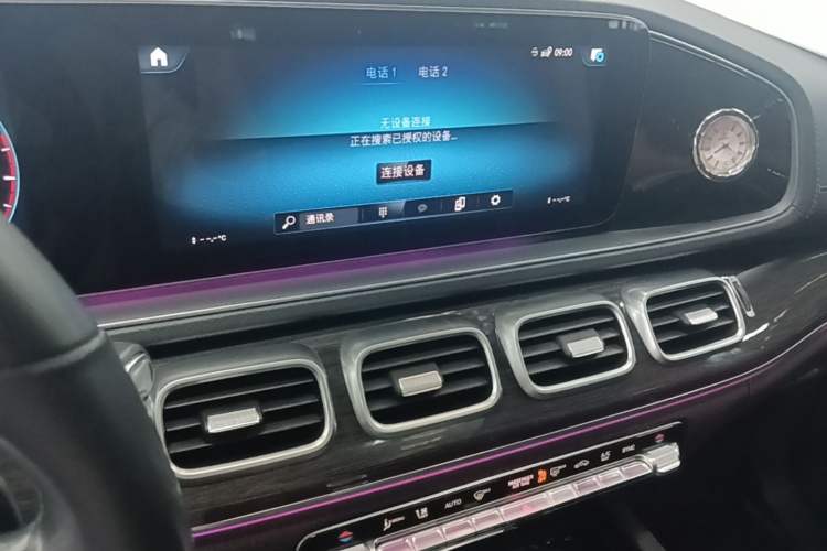 Used Mercedes-Benz GLE 2021 GLE 350 4MATIC Dynamic Edition Audio And AC Panel