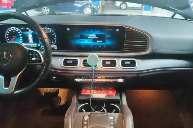 Used Mercedes-Benz GLE 2021 GLE 450 4MATIC Luxury Model Audio And AC Panel
