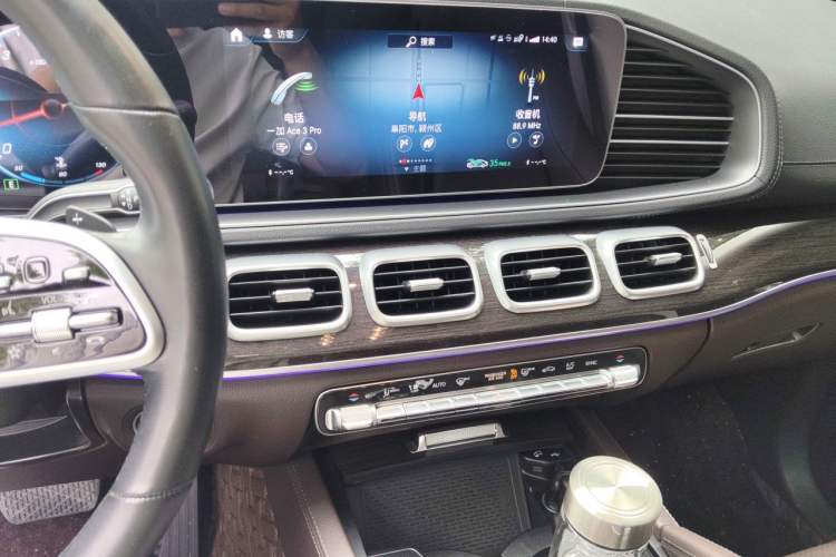 Used Mercedes-Benz GLE 2021 GLE 350 4MATIC Stylish Model Audio And AC Panel
