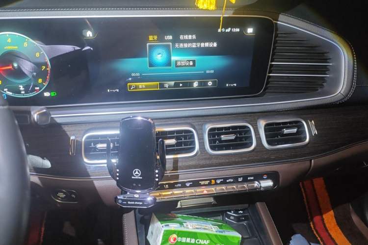 Used Mercedes-Benz GLE 2021 GLE 350 4MATIC Dynamic Edition Audio And AC Panel