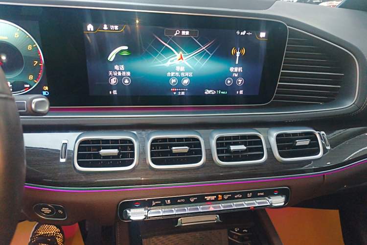 Used Mercedes-Benz GLE 2021 GLE 350 4MATIC Stylish Model Audio And AC Panel