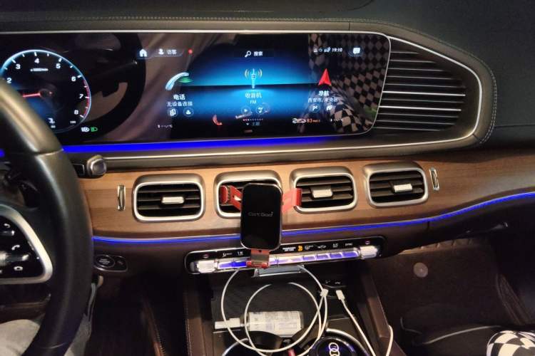 Used Mercedes-Benz GLE 2021 GLE 350 4MATIC Luxury Model Audio And AC Panel