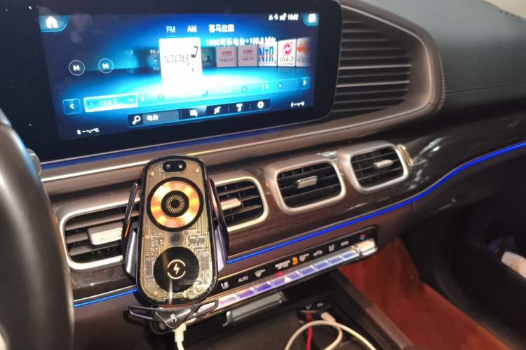 Used Mercedes-Benz GLE 2021 GLE 350 4MATIC Stylish Model Audio And AC Panel