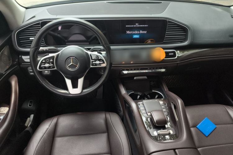 Used Mercedes-Benz GLE 2021 GLE 350 4MATIC Stylish Model Center Console