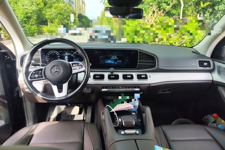 Used Mercedes-Benz GLE 2021 GLE 450 4MATIC Stylish Model Center Console