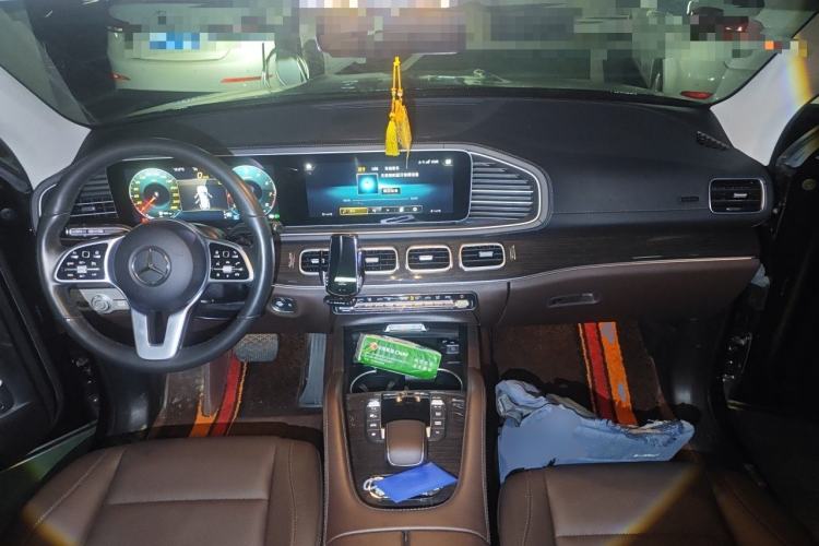 Used Mercedes-Benz GLE 2021 GLE 350 4MATIC Dynamic Edition Center Console