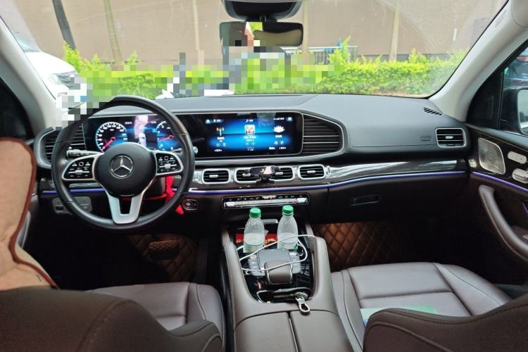 Used Mercedes-Benz GLE 2021 GLE 350 4MATIC Stylish Model Center Console