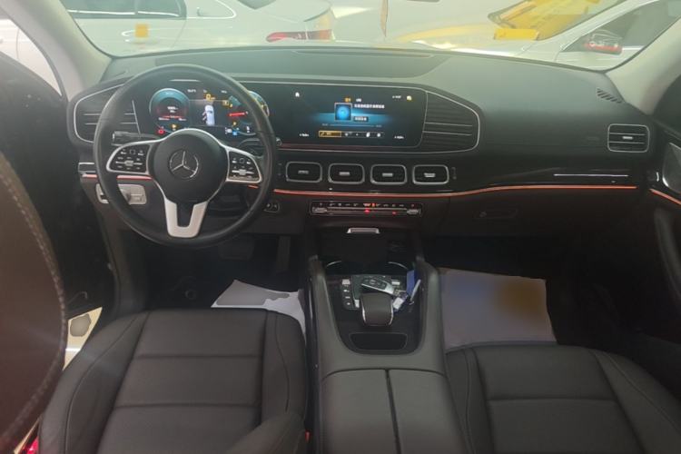 Used Mercedes-Benz GLE 2021 GLE 350 4MATIC Dynamic Edition Center Console