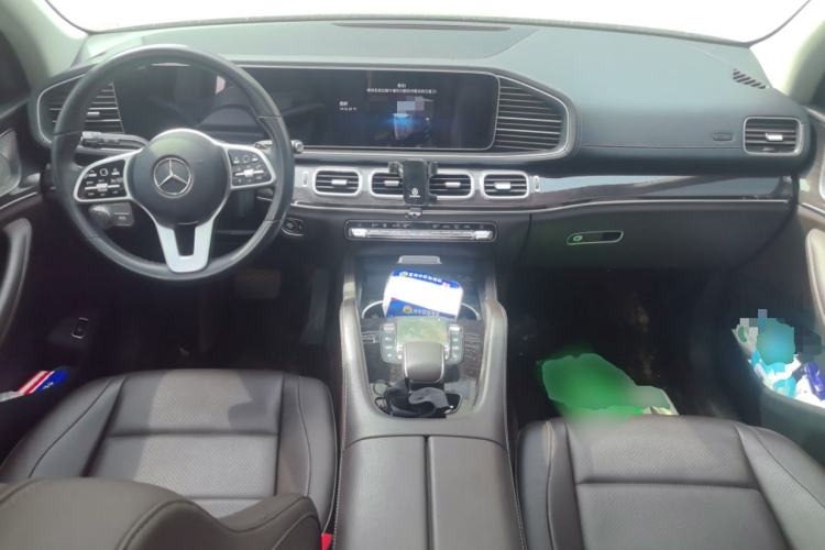 Used Mercedes-Benz GLE 2021 GLE 350 4MATIC Dynamic Edition Center Console