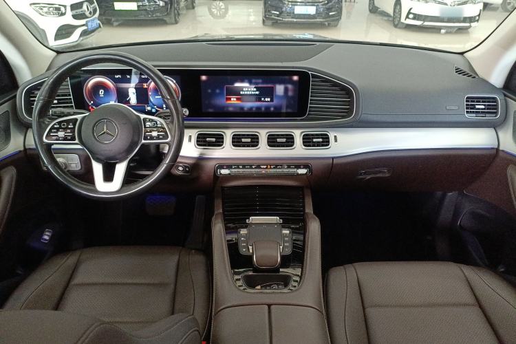 Used Mercedes-Benz GLE 2021 GLE 350 4MATIC Dynamic Edition Center Console