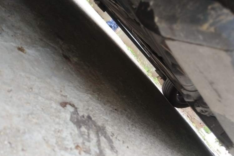 Used Mercedes-Benz GLE 2021 GLE 450 4MATIC AMG Line Chassis Front Left