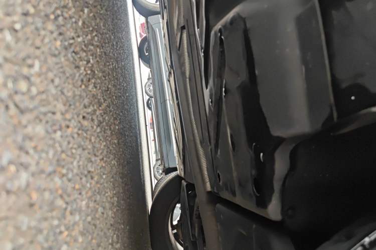 Used Mercedes-Benz GLE 2021 GLE 450 4MATIC AMG Line Chassis Rear Left