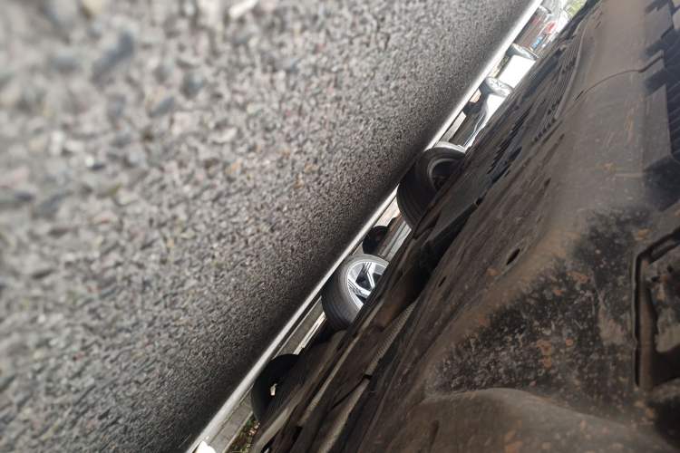 Used Mercedes-Benz GLE 2021 GLE 450 4MATIC AMG Line Chassis Rear Left