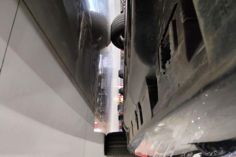 Used Mercedes-Benz GLE 2021 GLE 350 4MATIC Luxury Model Chassis Rear Right