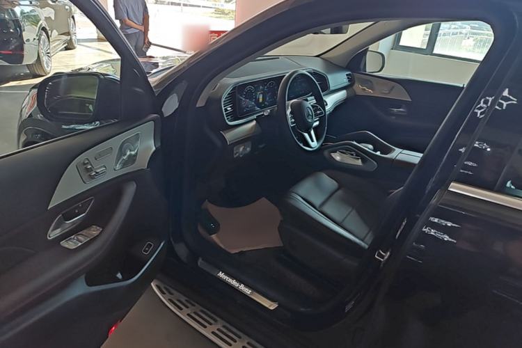 Used Mercedes-Benz GLE 2021 GLE 450 4MATIC Stylish Model Driver Seat