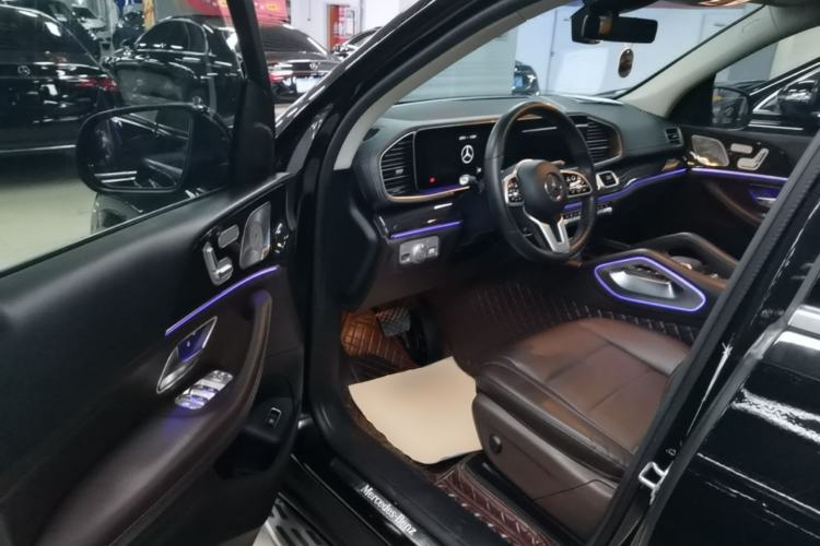 Used Mercedes-Benz GLE 2021 GLE 350 4MATIC Stylish Model Driver Seat