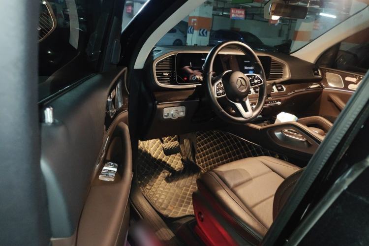 Used Mercedes-Benz GLE 2021 GLE 350 4MATIC Stylish Model Driver Seat