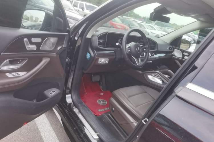 Used Mercedes-Benz GLE 2021 GLE 350 4MATIC Stylish Model Driver Seat