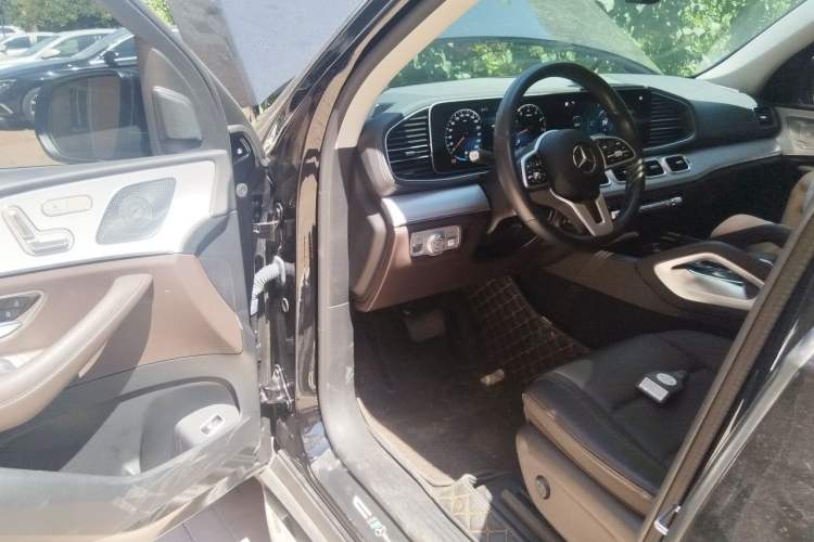 Used Mercedes-Benz GLE 2021 GLE 350 4MATIC Dynamic Edition Driver Seat