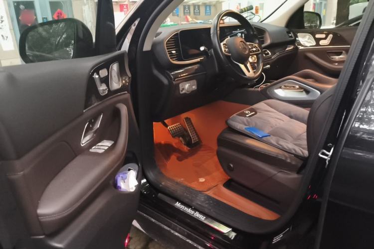 Used Mercedes-Benz GLE 2021 GLE 350 4MATIC Stylish Model Driver Seat