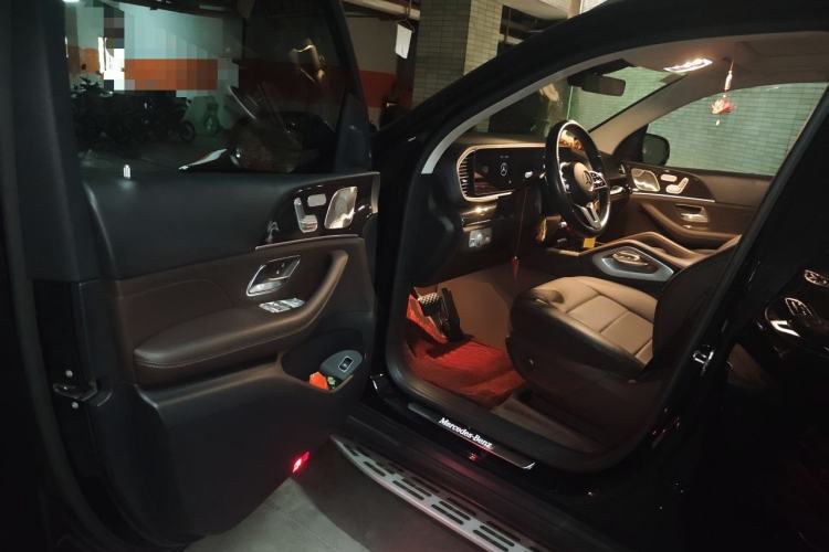 Used Mercedes-Benz GLE 2021 GLE 350 4MATIC Stylish Model Driver Seat