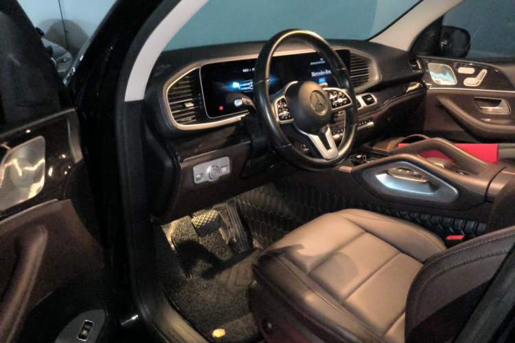 Used Mercedes-Benz GLE 2021 GLE 350 4MATIC Stylish Model Driver Seat