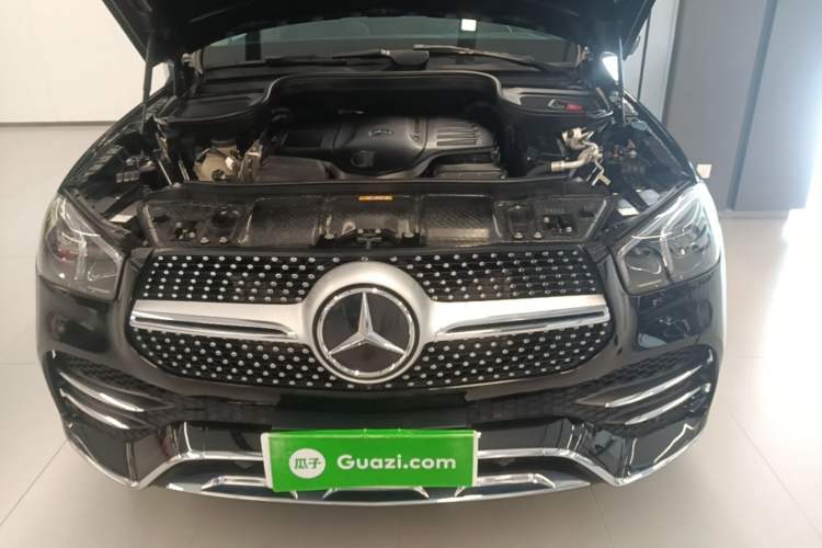 Used Mercedes-Benz GLE 2021 GLE 450 4MATIC Stylish Model Engine Bay