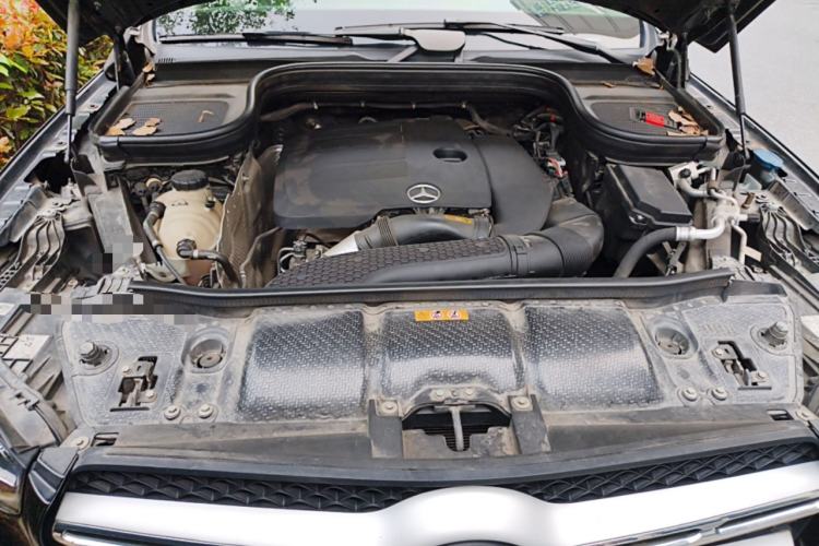 Used Mercedes-Benz GLE 2021 GLE 350 4MATIC Stylish Model Engine Bay