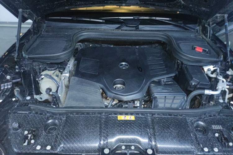 Used Mercedes-Benz GLE 2021 GLE 450 4MATIC Luxury Model Engine Bay