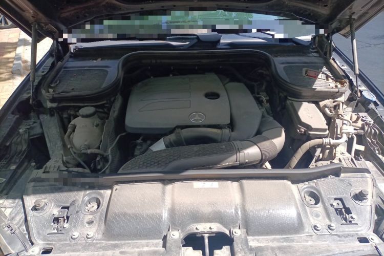 Used Mercedes-Benz GLE 2021 GLE 350 4MATIC Stylish Model Engine Bay