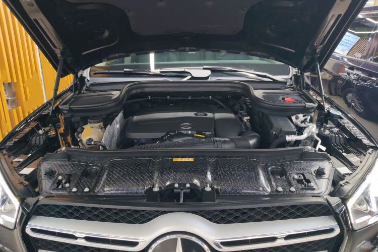 Used Mercedes-Benz GLE 2021 GLE 350 4MATIC Dynamic Edition Engine Bay