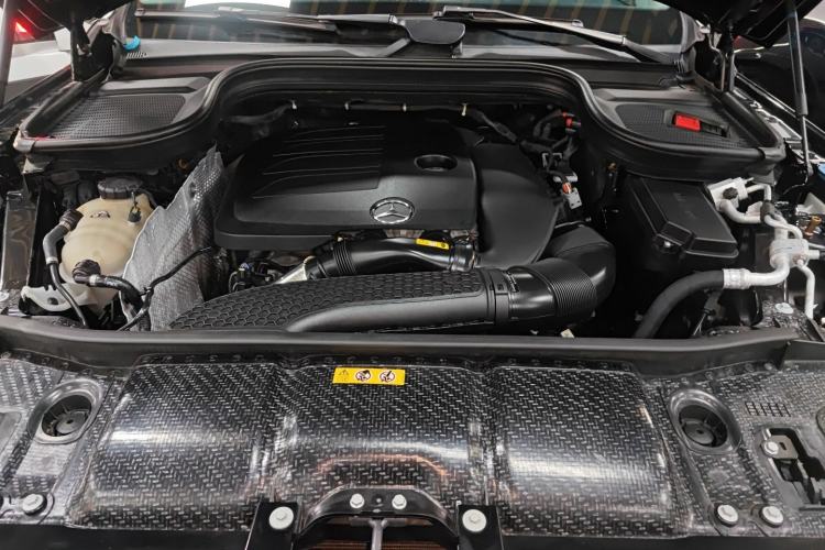 Used Mercedes-Benz GLE 2021 GLE 350 4MATIC Stylish Model Engine Bay