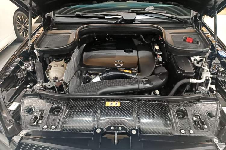 Used Mercedes-Benz GLE 2021 GLE 350 4MATIC Stylish Model Engine Bay