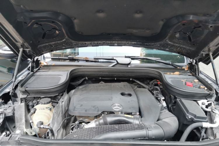 Used Mercedes-Benz GLE 2021 GLE 350 4MATIC Stylish Model Engine Bay