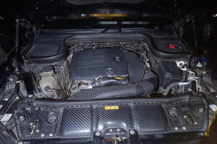 Used Mercedes-Benz GLE 2021 GLE 350 4MATIC Stylish Model Engine Bay