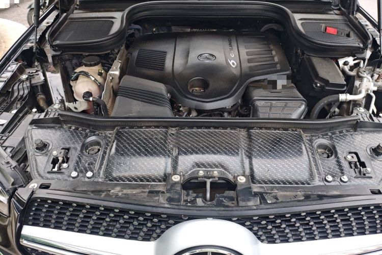 Used Mercedes-Benz GLE 2021 GLE 450 4MATIC Luxury Model Engine Bay
